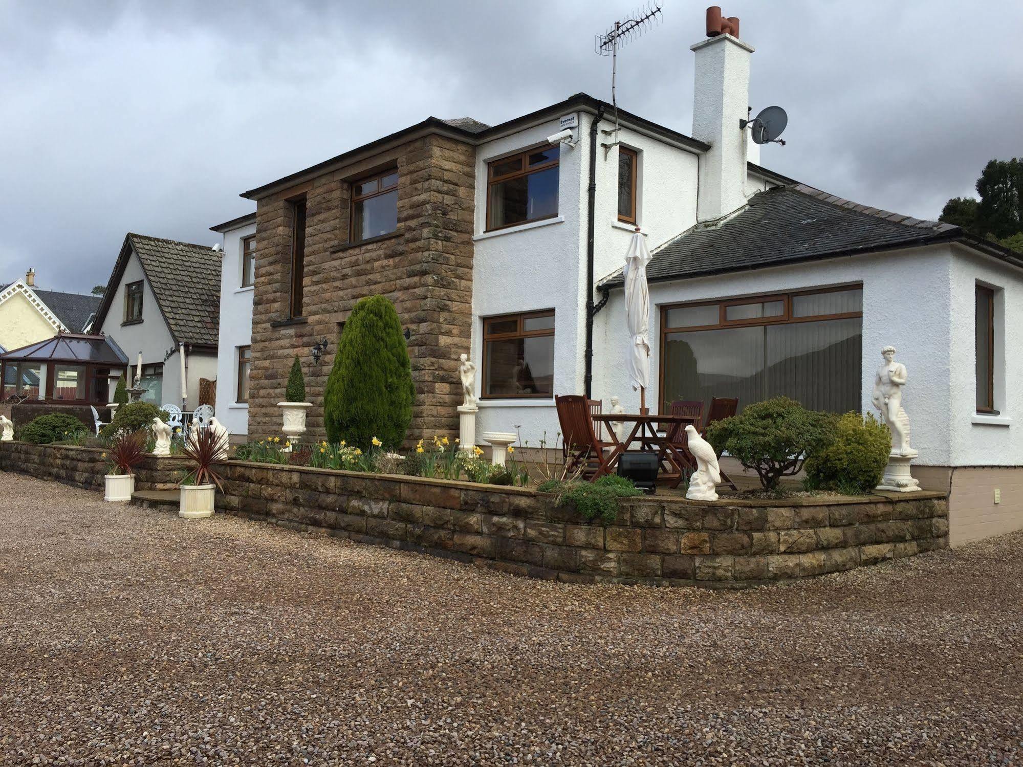 Westcourt Guest House Fort William Exterior photo